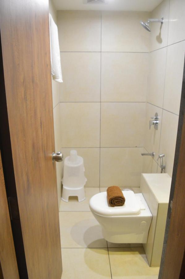 Hotel Revive Veraval 外观 照片